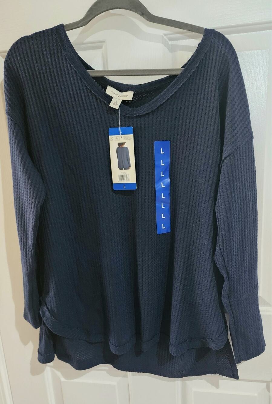 Vintage America Long-Sleeved Waffle Knit Lightweight Top Large Navy Blue NWT G02